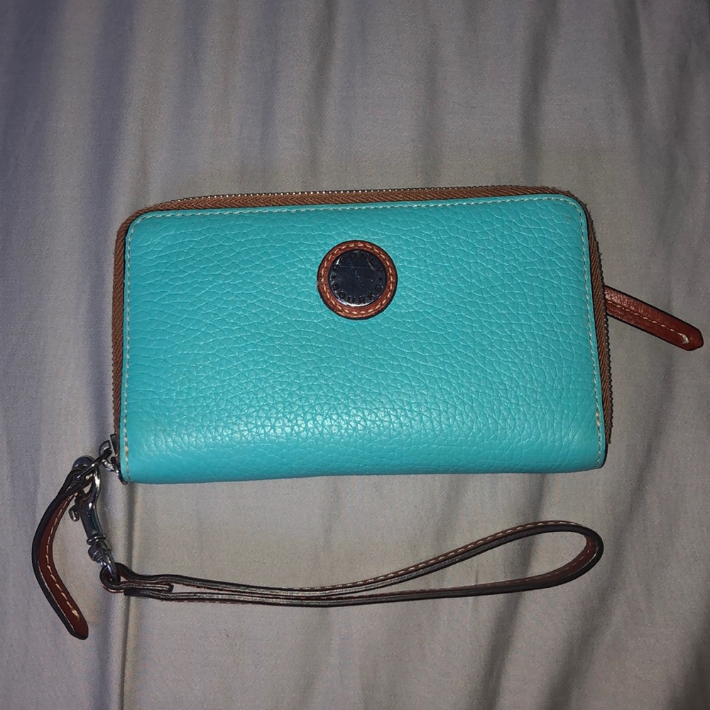 Dooney and Bourke wristlet
